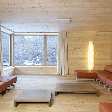 Scuol Youth Hostel Exterior photo